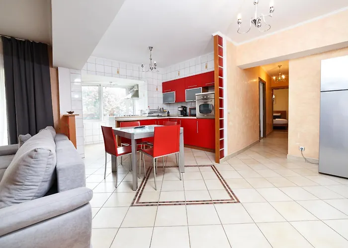 Fountains Unirii Square * 부쿠레슈티