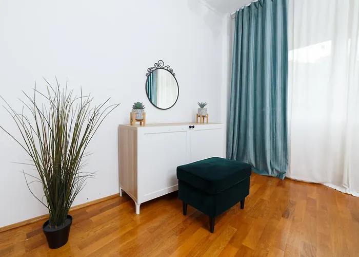 Fountains Unirii Square 아파트 *